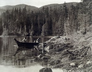 Amerikanske indianere, der sejler i kano på kysten af nootka af Edward Sheriff Curtis