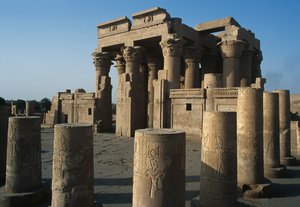 Udsigt over det romerske og ptolemæiske dobbelttempel Sobek og Haroeris ved Nilen af Egyptian