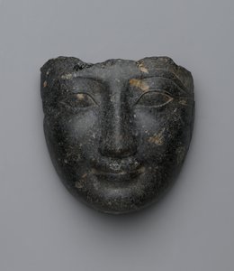 Ansigt fra et sarkofagdæksel, købt i Luxor, New Kingdom (granit)