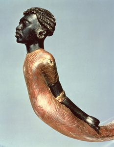 Figur af en afrikansk mand fra enden af en ceremoniel stok, fra Tutankhamons grav (ca. 1370-52 f.Kr.) New Kingdom (træ og ibenholt) (se også 149479)