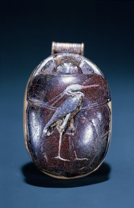 Scarabee med hejre, fra Tutankhamons grav, New Kingdom (guld og cornelian)