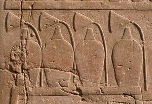 Detalje af et relief forestillende krukker og lotusblomster (kalksten) af Egyptian 19th Dynasty