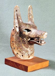 Anubis hoved, med hængslet kæbe, brugt som orakelmaske, New Kingdom (malet træ) (se også 55441)
