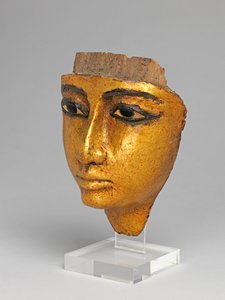 Ansigt fra en kiste, med øjne og øjenbryn indlagt, forgyldt af Egyptian 20th Dynasty