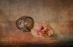 Pink Peony og Keepsake af Elena Arjona