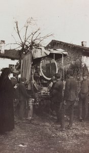 Album af Første Verdenskrig i Friuli-Venezia Giulia: fotoelektrisk bil, 01-04/1916 (s/h-foto) af Elena Bianconcini