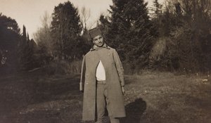 Album af Første Verdenskrig i Friuli-Venezia Giulia: portræt af en østrigsk fangekadet i Villa Brazzà, hjemsted for 17 af krigshospitalet i Soleschiano Manzano (s/h foto) af Elena Bianconcini