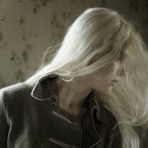 At komme væk, 2015 (silketryk)
