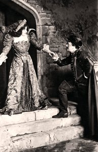 Julia Neilson og Fred Terry i en scene fra Dorothy O The Hall, begyndelsen af det 20. århundrede. af Ellis and Walery