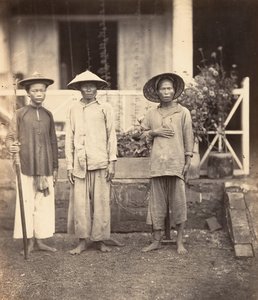 Fanger ledet af en Mata, Cochinchina, 1866. af Emile Gsell