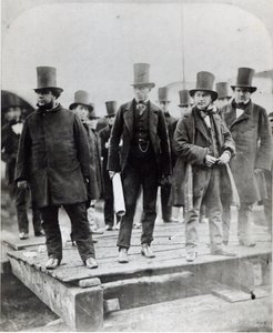 (L til R) John Scott Russell, Henry Wakefield, Isambard Kingdom Brunel og Lord Derby ved lanceringen af SS Great Eastern af English Photographer