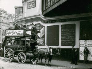 En London Omnibus af English Photographer