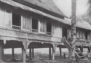 Et malaysisk hus i Sungei Ujong (s/h-billede) af English Photographer