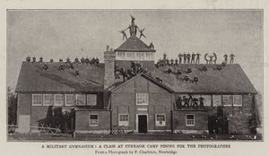 Et militærgymnasium, en klasse på Curragh Camp poserer for fotografen af English Photographer