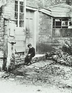 En dreng i Frogmore, London, 1888 af English Photographer