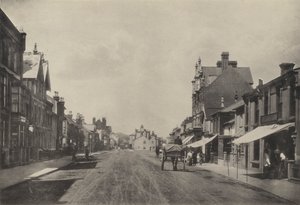 Aldeburgh, High Street (s/h-billede) af English Photographer