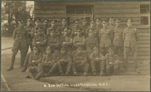 B undersektion, Leicestershire Royal Horse Artillery, på træningslejr i Diss, 1914-18 af English Photographer