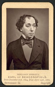 Benjamin Disraeli, jarl af Beaconsfield, mindefotokort (s/h-billede) af English Photographer