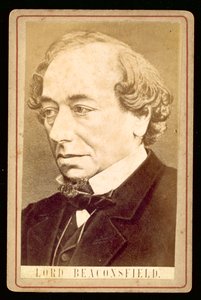 Benjamin Disraeli, Lord Beaconsfield, portræt (s/h-foto) af English Photographer