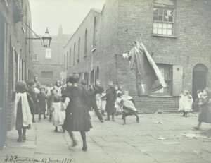 Bishops Court: generel opfattelse, London, 1899 af English Photographer
