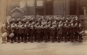 Boys Brigade Band, formentlig (s/h-billede) af English Photographer