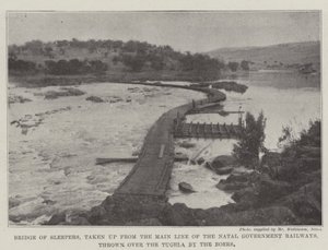 Bridge of Sleepers, taget op fra hovedlinjen af Natal Government Railways, kastet over Tugela af boerne af English Photographer