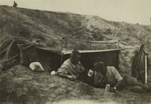 Britiske soldater uden vagt i en lejr ved Tel-el-Jemi, Palæstina, oktober 1917 (s/h foto) af English Photographer