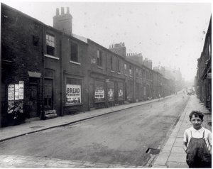 Byron Street, Leylands, Leeds, 14. august 1935 af English Photographer