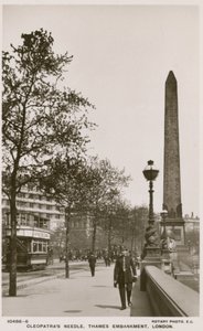 Cleopatras Needle, Thames Embankment, London af English Photographer