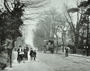Crouch End Hill, Crouch End, 1894 af English Photographer