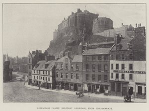 Edinburgh Castle (Militær Garnison), fra Grassmarket af English Photographer