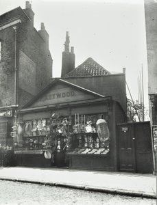 Evelyn Street: ved Deptford High Street, London, 1899 af English Photographer