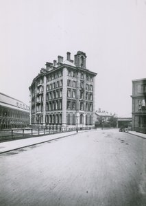 GNR Hotel, Kings Cross, London af English Photographer
