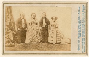 General Tom Thumb og hans kone, Commadore Nutt og Miss Minnie Warren af English Photographer