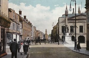 High Street og Queen Victoria Memorial, Newport af English Photographer