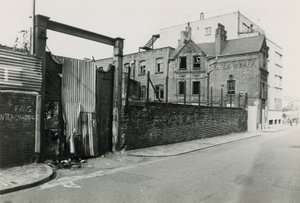 Jack the Ripper: Durward Street af English Photographer
