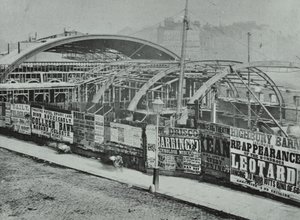 Kings Cross Station: byggearbejde i gang, 1862 af English Photographer