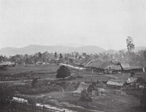 Kuala Lumpur i 1884, stedet for nuværende regeringskontorer (s/h foto) af English Photographer