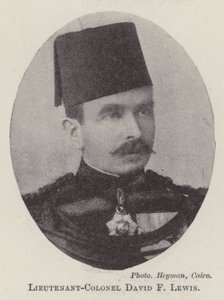 Oberstløjtnant David F Lewis af English Photographer