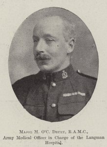 Major M OC Drury, RAMC, hærlæge med ansvar for Langman Hospital af English Photographer