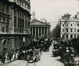 Mansion House Street, London af English Photographer
