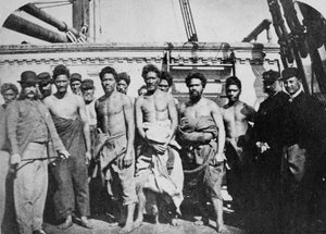 Maori-fanger om bord på en fængselshulk i Wellington Harbour, 1866 af English Photographer