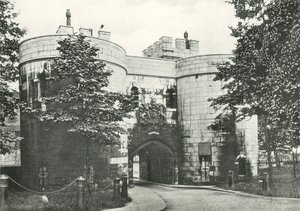 Middle Tower, Tower of London af English Photographer