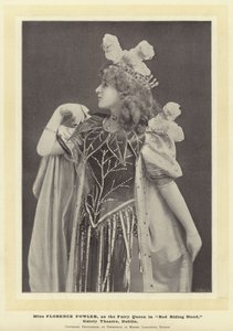 Miss Florence Fowler, som fedronningen i Rødhætte, Gaiety Theatre, Dublin af English Photographer