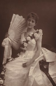 Frøken Maude Millett af English Photographer