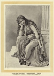 Miss Olga Brandon: en reminiscens af hypatia