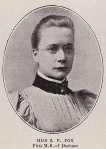 Frøken S F Fox af English Photographer
