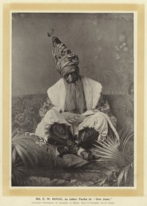 Mr EW Royce, som Jabez Pasha i Don Juan af English Photographer