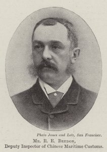 R E Bredon, viceinspektør for det kinesiske søfartstold af English Photographer