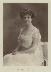 Fru Arthur Markham (s/h-foto) af English Photographer